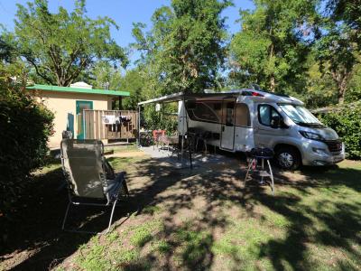 campingtahiti en offer-in-pitch-for-campers-in-camping-village-on-comacchio-lidoes-with-discount-code-and-camper-club 031