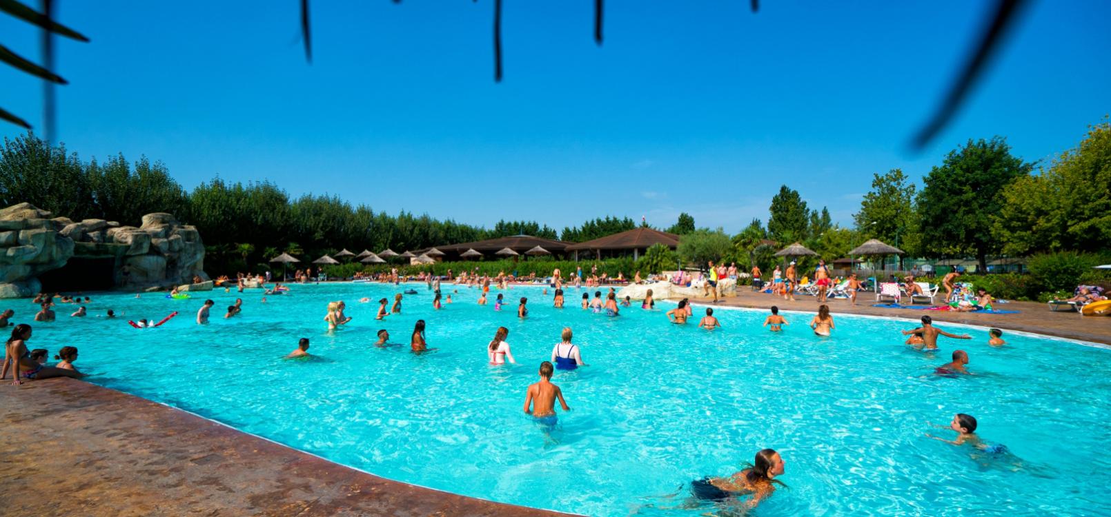 campingtahiti nl vakantiepark-met-zwembad-emilia-romagna 030