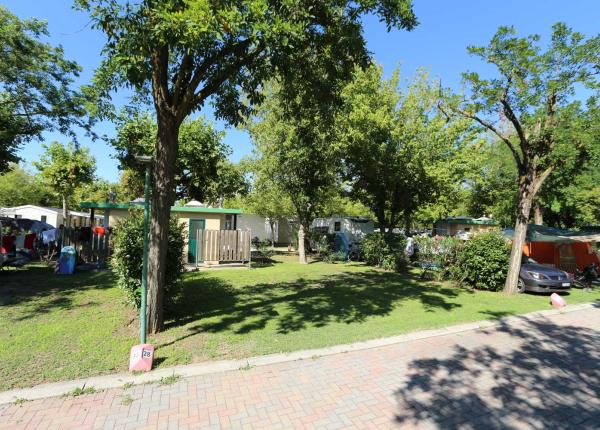 campingtahiti it offerta-esclusiva-in-piazzole-sui-lidi-di-comacchio-per-gli-amanti-del-camping-in-roulotte-caravan-o-tenda 028