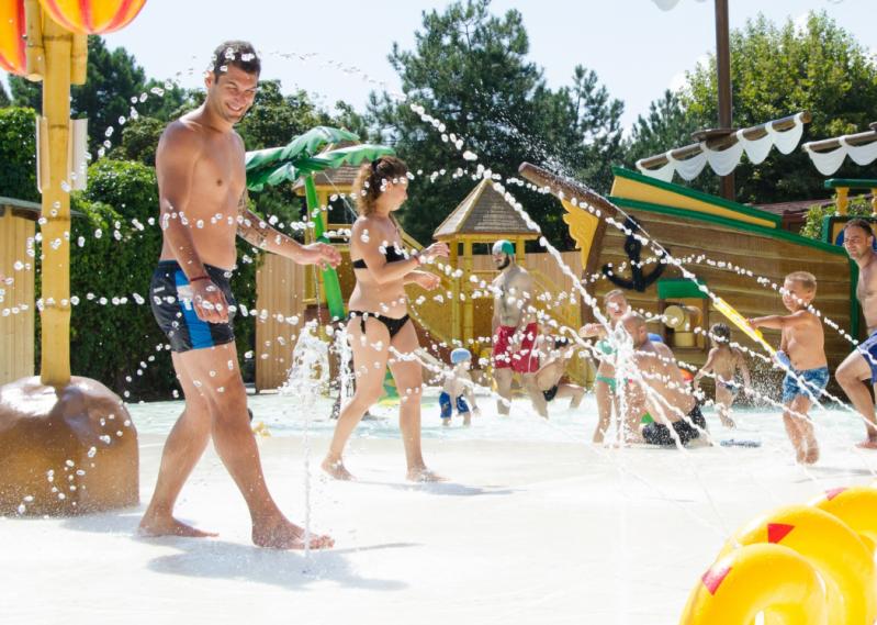 campingtahiti it villaggio-con-piscina-emilia-romagna 021